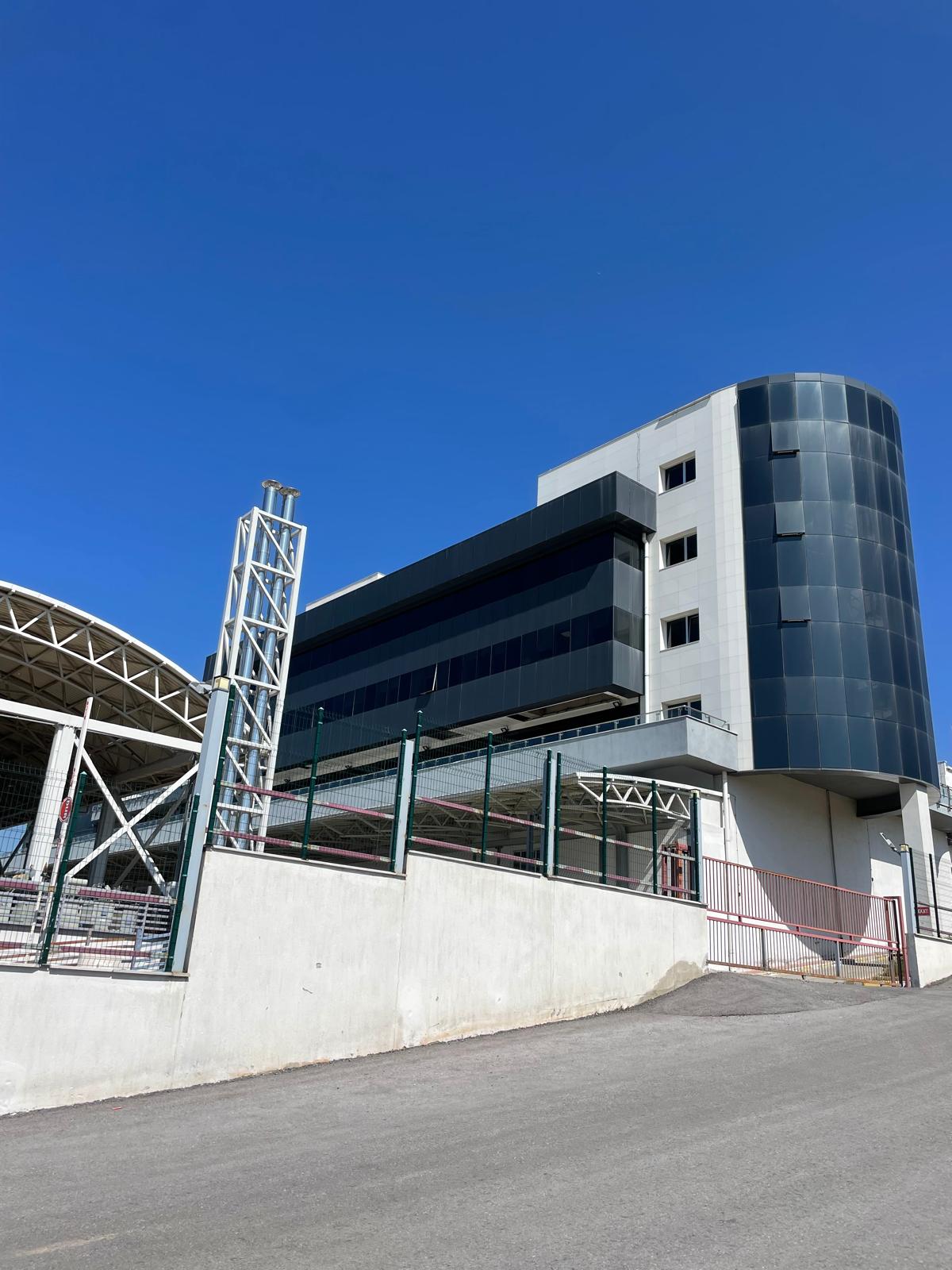 IZSU Workshop, Warehouse and Office Buildings
